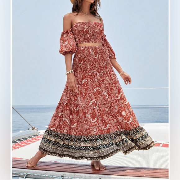 Off Shoulder Paisley Print Crop Top & Ruffle Hem Skirt Set - Picture 1 of 7